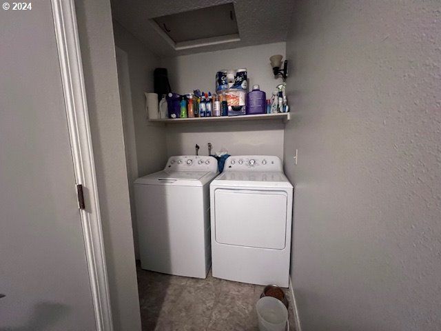 907 GREENWOOD Ave, Reedsport, OR 97467