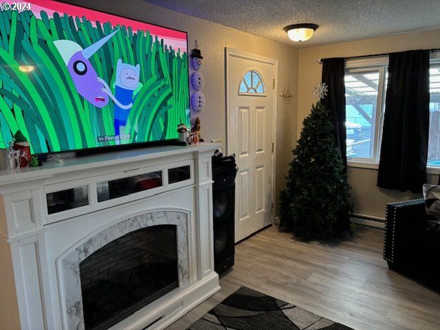 907 GREENWOOD Ave, Reedsport, OR 97467