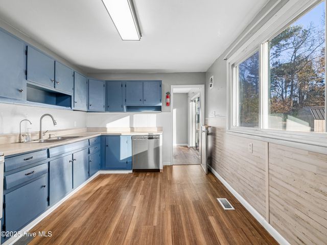 514 Seminole Trail, Jacksonville, NC 28540