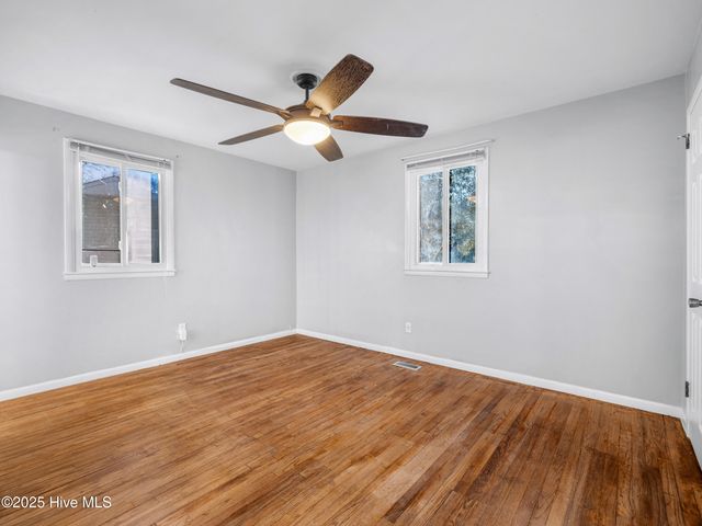 514 Seminole Trail, Jacksonville, NC 28540