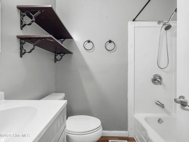 514 Seminole Trail, Jacksonville, NC 28540