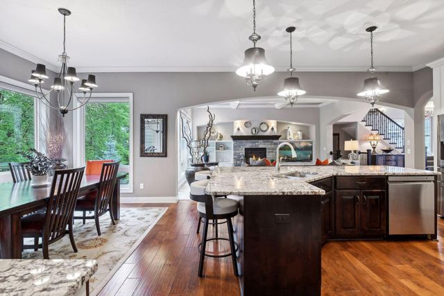 5295 Ranchview Lane N, Plymouth, MN 55446