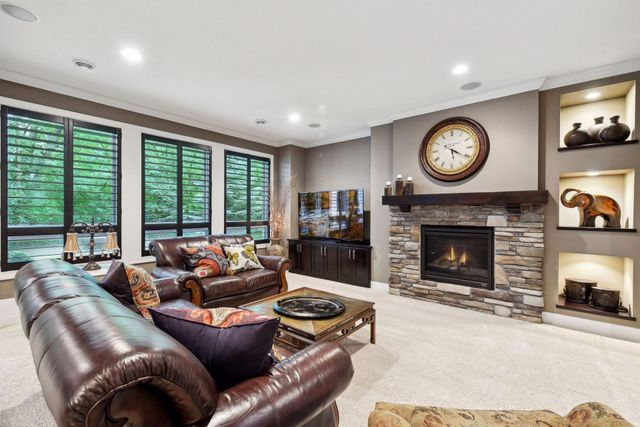 5295 Ranchview Lane N, Plymouth, MN 55446