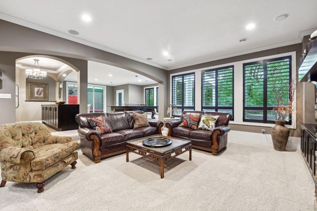 5295 Ranchview Lane N, Plymouth, MN 55446