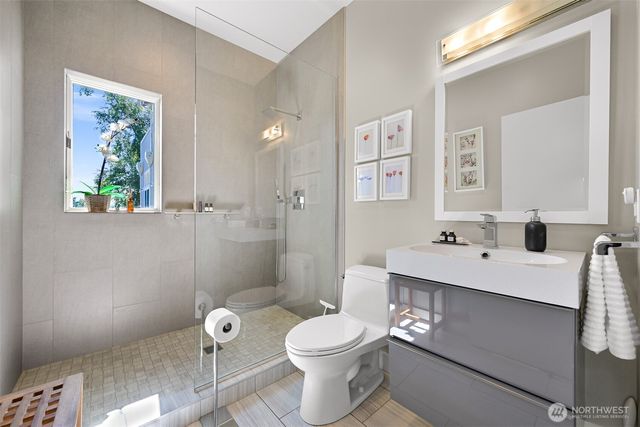 4355 Gooding Avenue, Bellingham, WA 98226