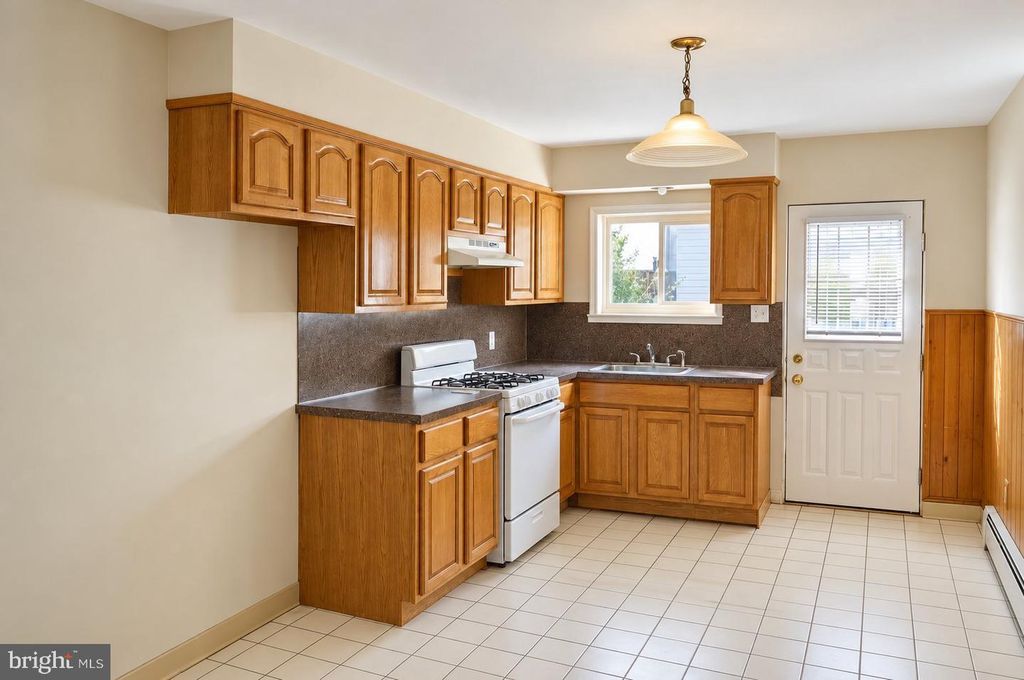 610 SEARS ST, PHILADELPHIA, PA 19147 — photo 5