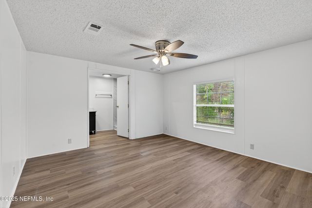 2160 GLEN GARDNER Drive, Jacksonville, FL 32246