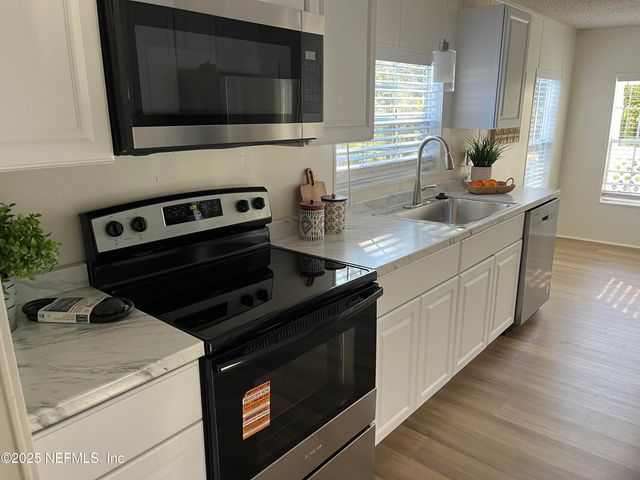 2160 GLEN GARDNER Drive, Jacksonville, FL 32246