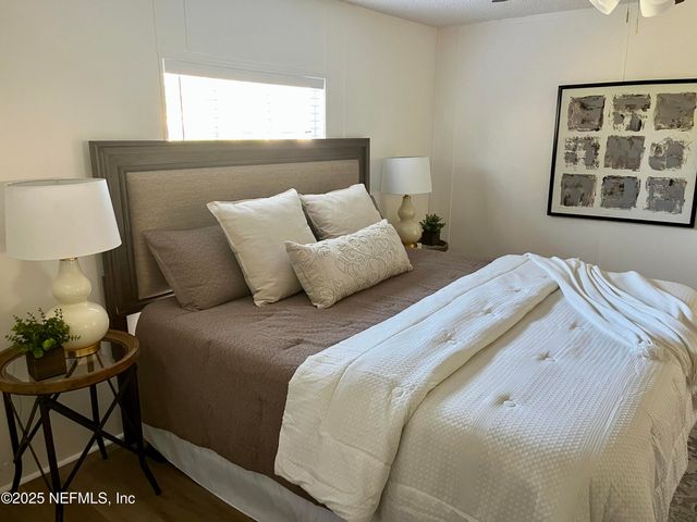 2160 GLEN GARDNER Drive, Jacksonville, FL 32246