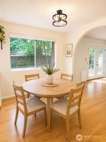 14037 108th Avenue NE, Kirkland, WA 98034