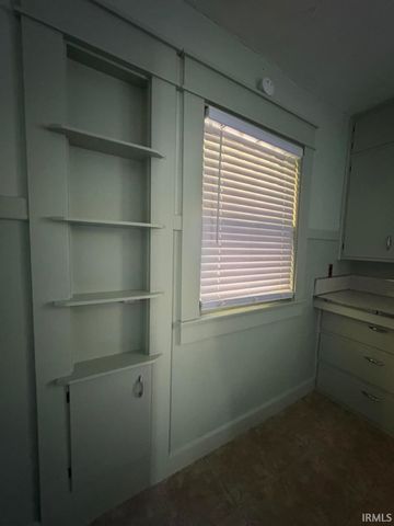 810 N Walnut Street, Bloomington, IN 47404