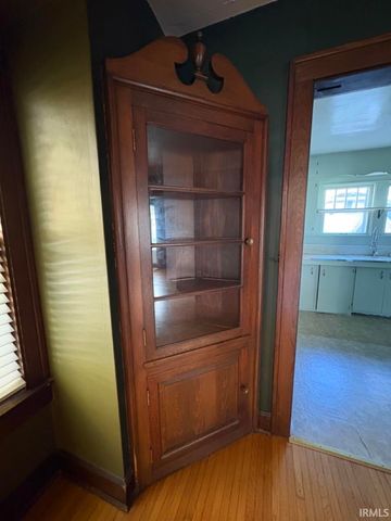 810 N Walnut Street, Bloomington, IN 47404