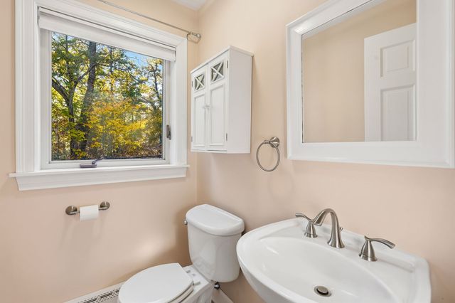 146 Heald Street, Pepperell, MA 01463