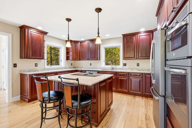 146 Heald Street, Pepperell, MA 01463