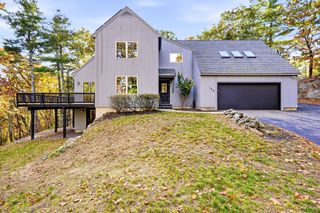 146 Heald Street, Pepperell, MA 01463