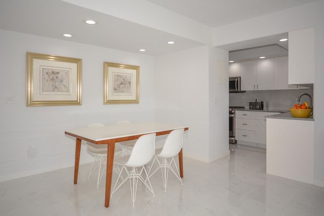 2780 S Ocean Boulevard 306, Palm Beach, FL 33480