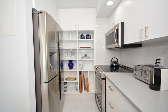2780 S Ocean Boulevard 306, Palm Beach, FL 33480