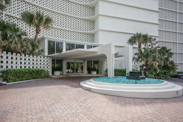 2780 S Ocean Boulevard 306, Palm Beach, FL 33480