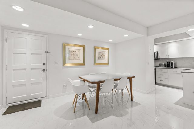 2780 S Ocean Boulevard 306, Palm Beach, FL 33480