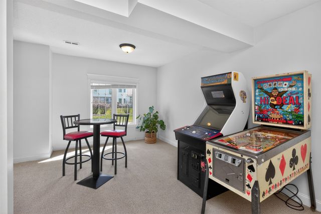 2001 NE Innsbruck Drive, Ankeny, IA 50021