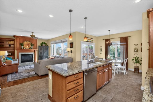 2001 NE Innsbruck Drive, Ankeny, IA 50021