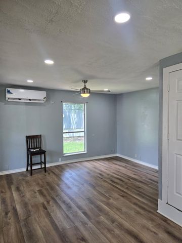 1910 11th Street, Galena Park, TX 77547