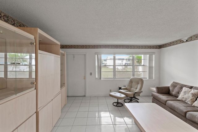 270 Farnham L 270, Deerfield Beach, FL 33442