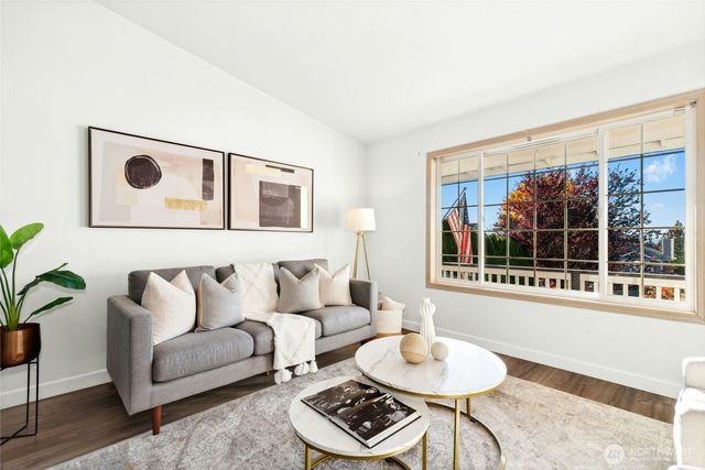 7007 78th Dr NE, Marysville, WA 98270