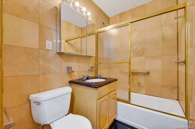 11231 38th Avenue 3D, Corona, NY 11368