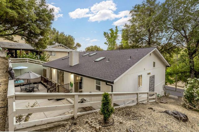 12811 Greenbrook Loop, Penn Valley, CA 95946