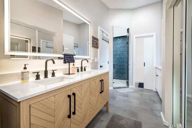 12811 Greenbrook Loop, Penn Valley, CA 95946