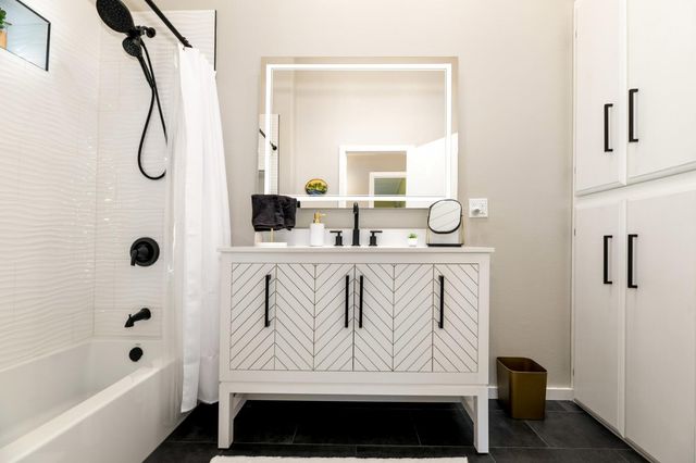 12811 Greenbrook Loop, Penn Valley, CA 95946