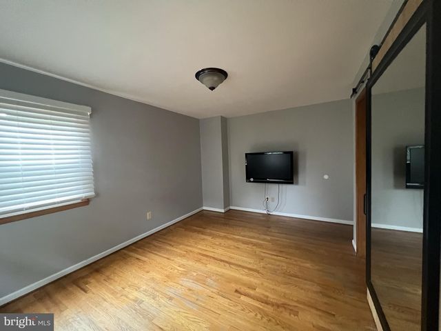 5808 MERIDALE RD, Catonsville, MD 21228