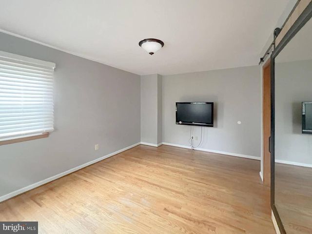 5808 MERIDALE RD, Catonsville, MD 21228
