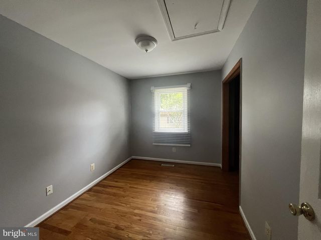 5808 MERIDALE RD, Catonsville, MD 21228