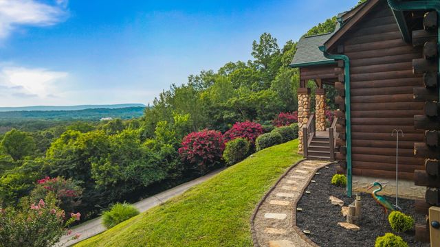 359 Potts Road, Ringgold, GA 30736