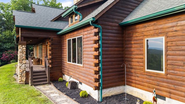 359 Potts Road, Ringgold, GA 30736