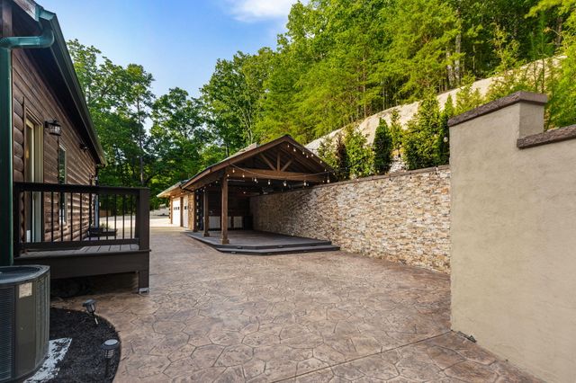 359 Potts Road, Ringgold, GA 30736
