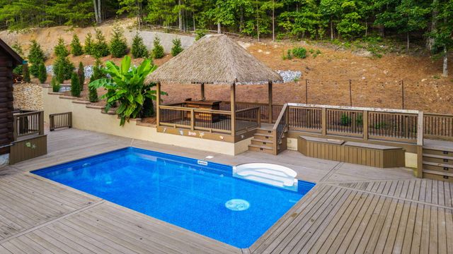 359 Potts Road, Ringgold, GA 30736