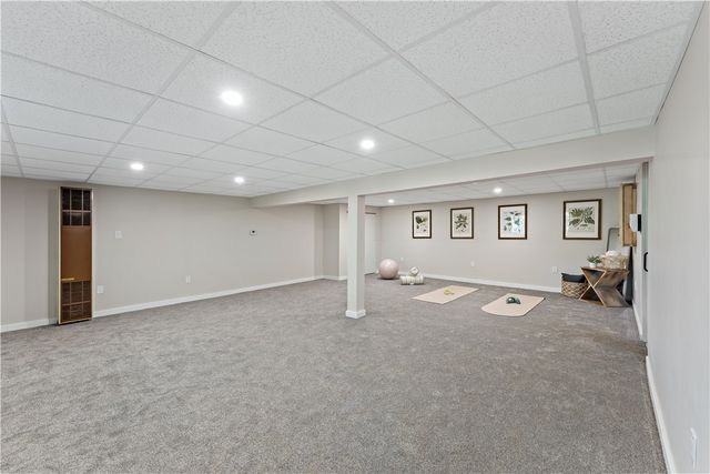 490 Old Clairton Rd, Pleasant Hills, PA 15236