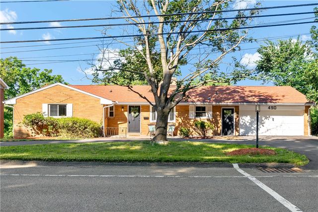 490 Old Clairton Rd, Pleasant Hills, PA 15236