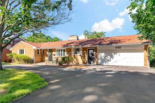 490 Old Clairton Rd, Pleasant Hills, PA 15236