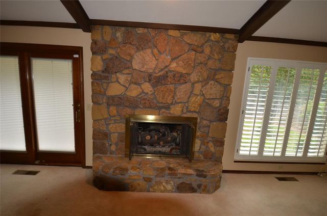 820 Sandhurst Drive, Edmond, OK 73034