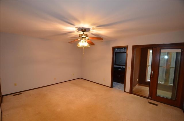 820 Sandhurst Drive, Edmond, OK 73034