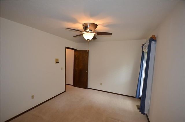 820 Sandhurst Drive, Edmond, OK 73034