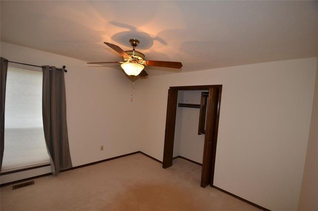820 Sandhurst Drive, Edmond, OK 73034