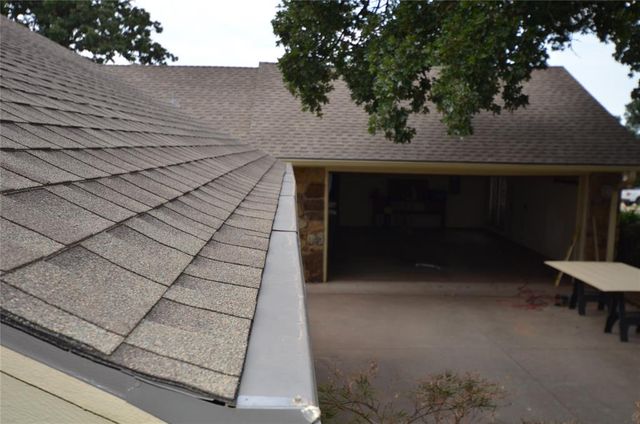 820 Sandhurst Drive, Edmond, OK 73034