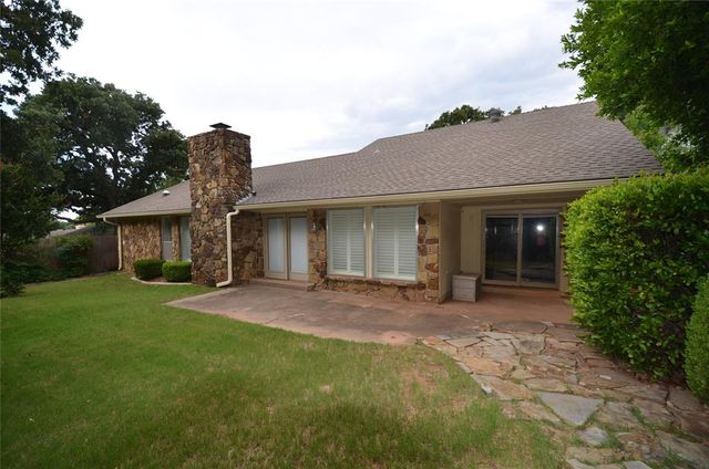 820 Sandhurst Drive, Edmond, OK 73034