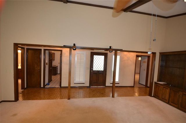 820 Sandhurst Drive, Edmond, OK 73034