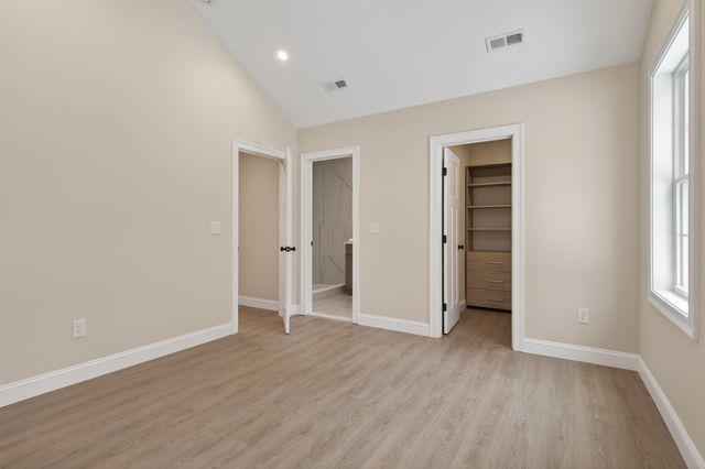 33 McCrillis Road, Nottingham, NH 03290